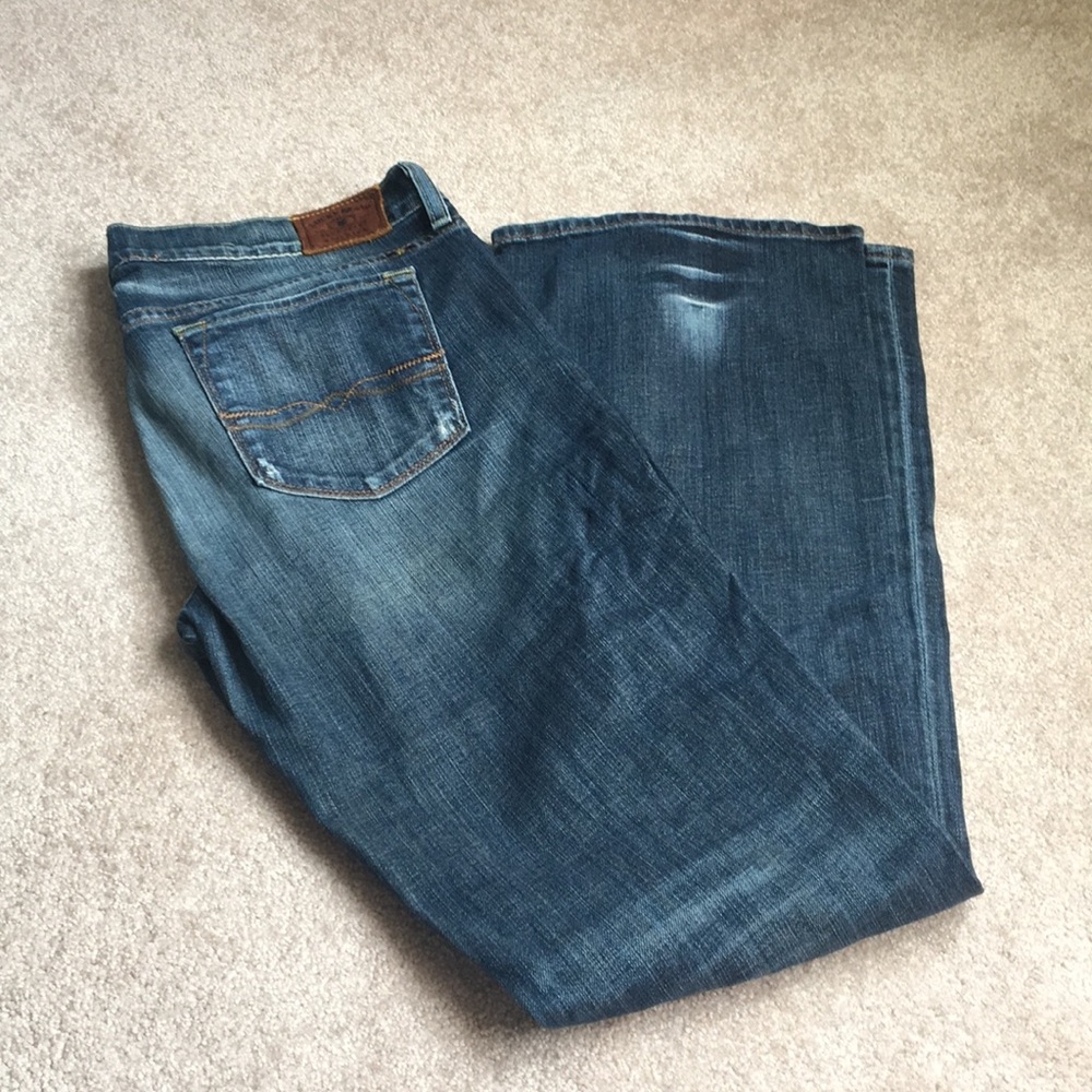Lucky brand Zoe boot cut jeans size 10/30